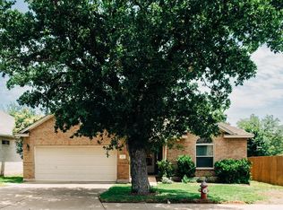 212 Peach Tree Ln, Fredericksburg, TX 78624
