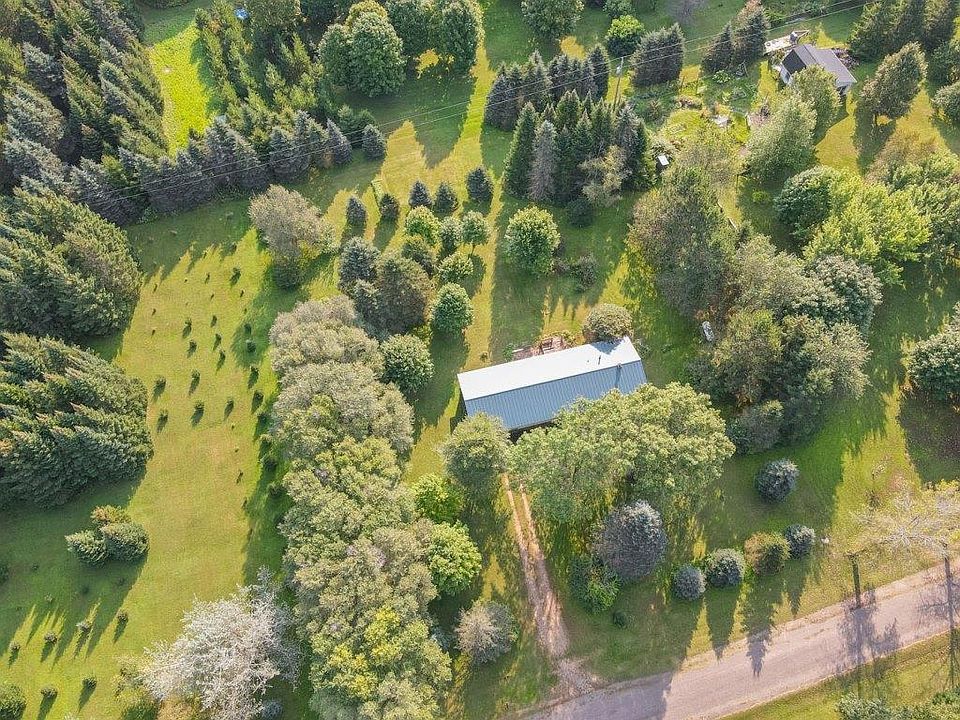 1st image of 218489 WOODBIRCH LANE