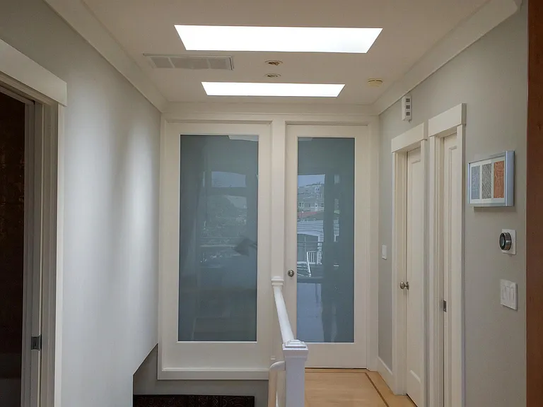 Hallway to bedrooms