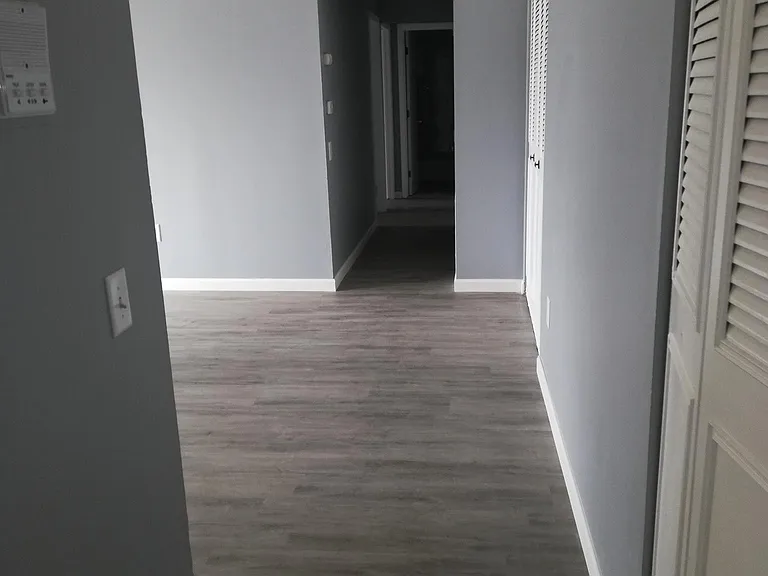 37 Shrewsbury Green Dr — Photo 7