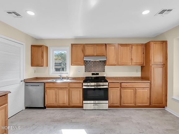 2nd image of 97 Tangerine Drive