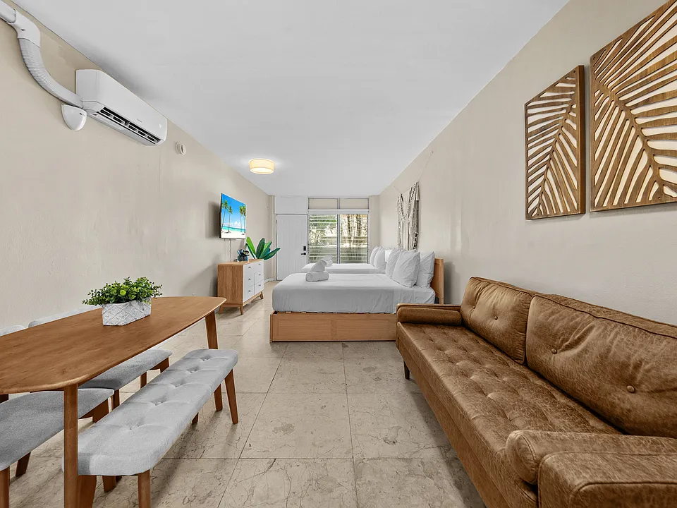 1687 Jefferson Ave #7