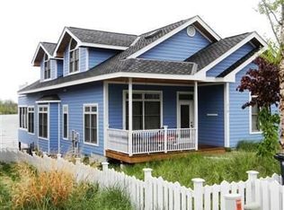 310 Beachwalk Ln, Michigan City, IN