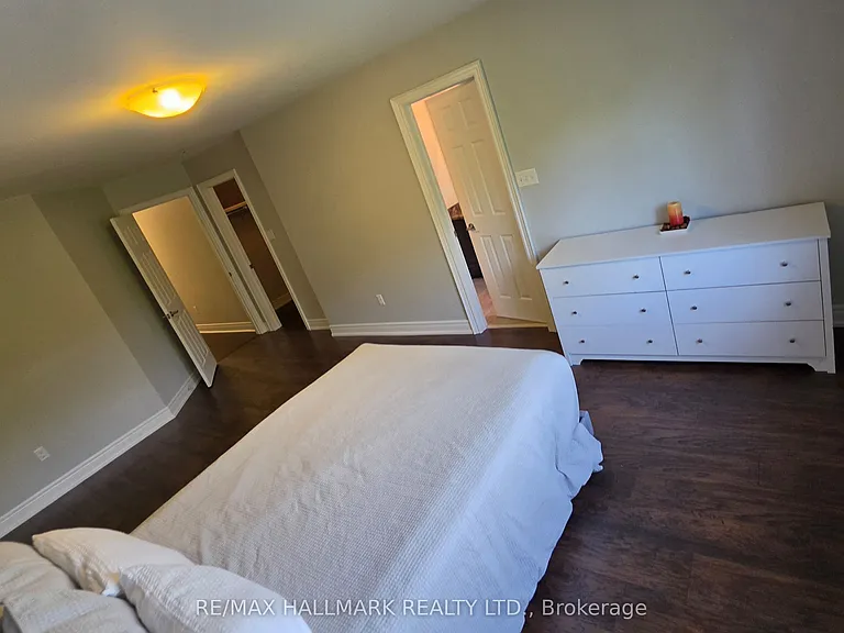61 Collin Ct — Photo 44