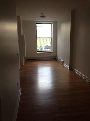 Rented by Bloom Real Estate Group | media 8