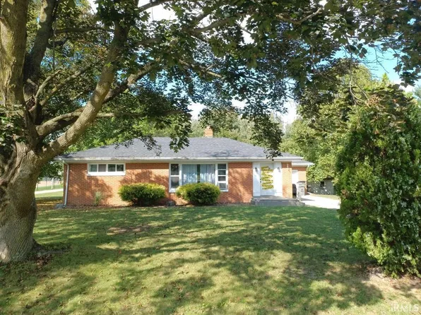 327 E Main St, Millersburg, IN 46543