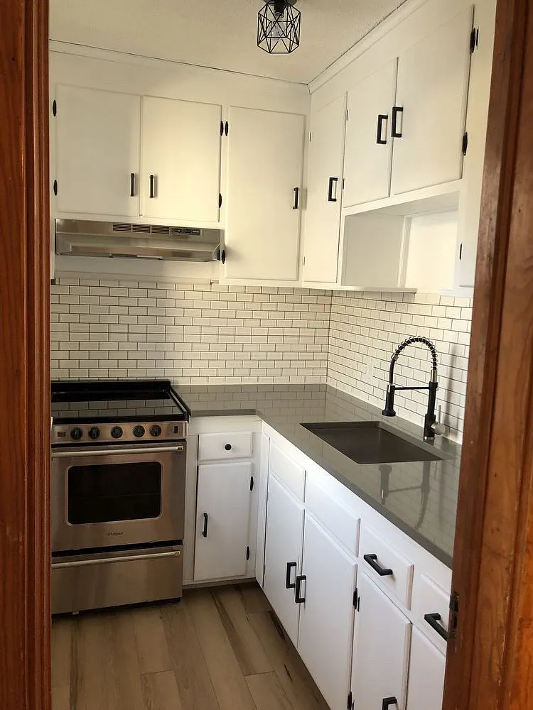 2 bed, 1050 sqft, $1,525 — Photo 1