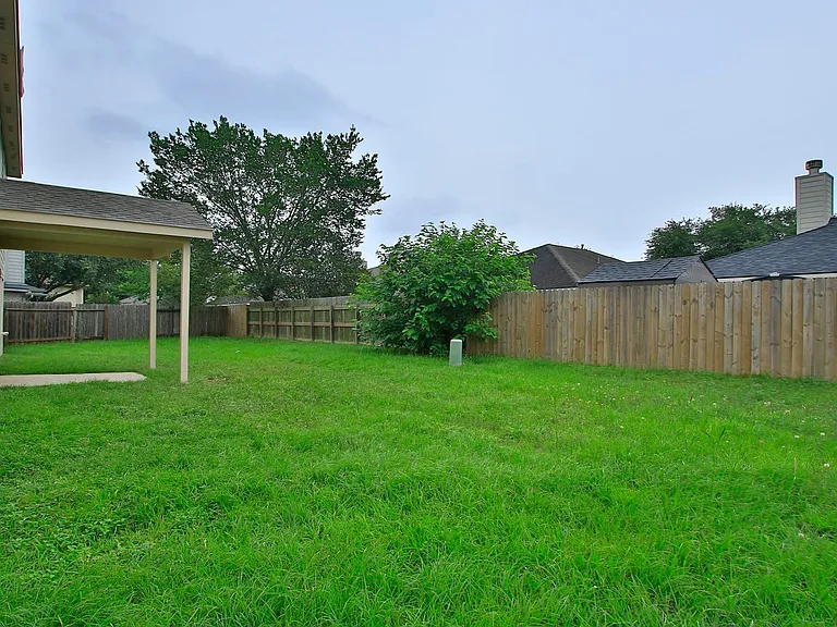 20102 Glacier Falls Dr — Photo 41