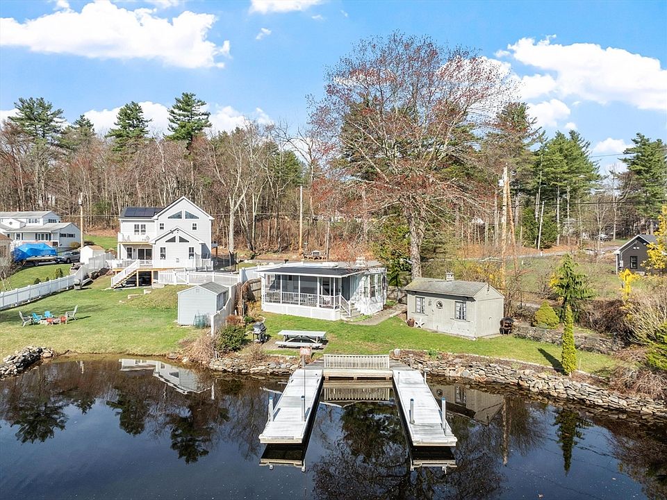 1st image of 895 Flat Hill Rd