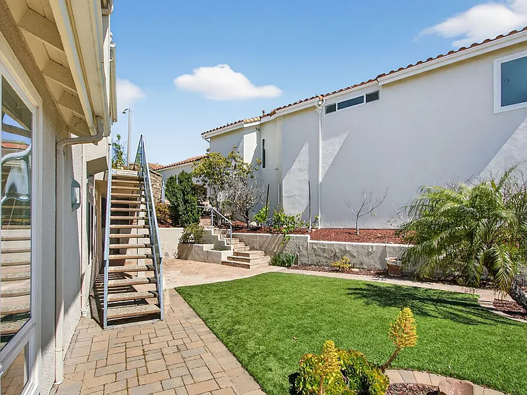 24902 Sea Crest Dr — Photo 32