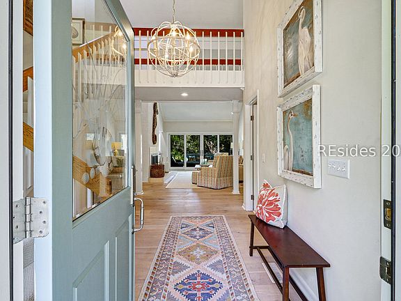 5th image of 35 Saint George Rd