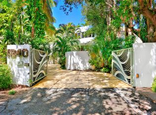 1840 Chucunantah Rd, Coconut Grove, FL 33133