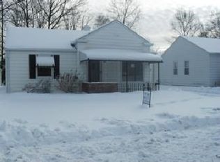 1157 Orchard Heights Dr, Mayfield Heights, OH 44124