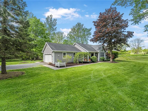 3616 E Genesee St, Auburn, NY 13021