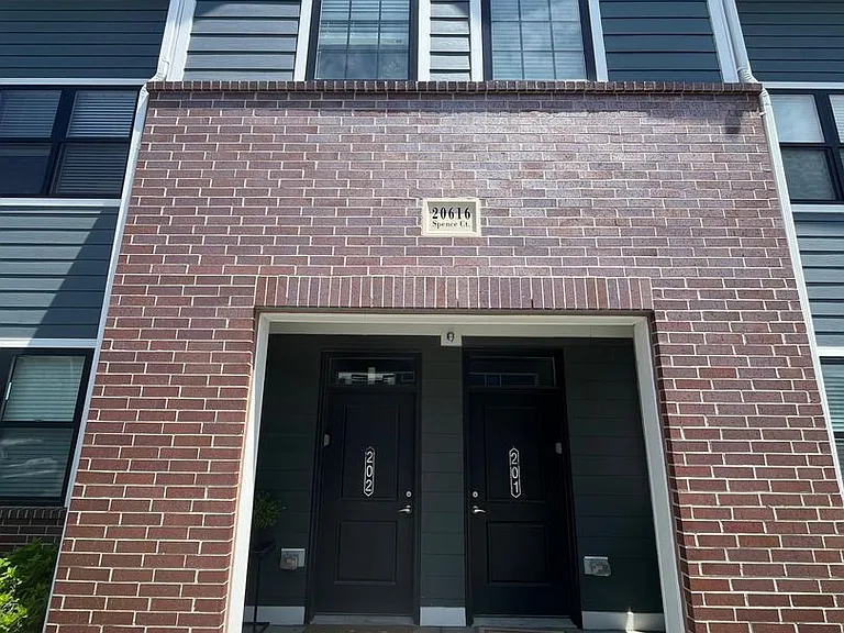 The Bungalows on 204 — Photo 44
