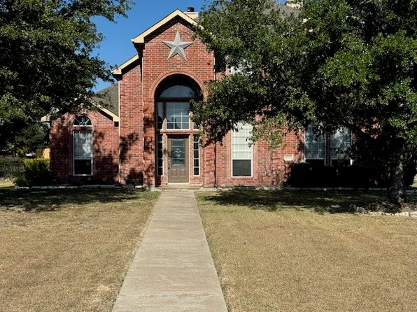 1030 Ruidoso Downs Dr, Terrell, TX 75160