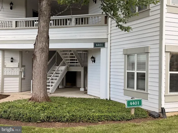 4401 Fair Stone Dr APT 102, Fairfax, VA 22033
