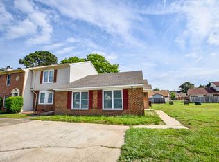 3900 Raintree Ct, Chesapeake, VA 23321