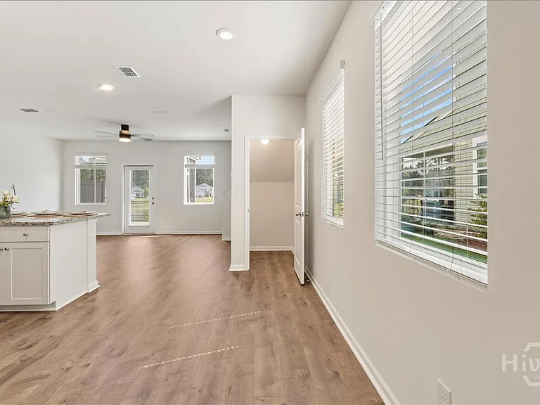 149 Benelli Dr — Photo 5