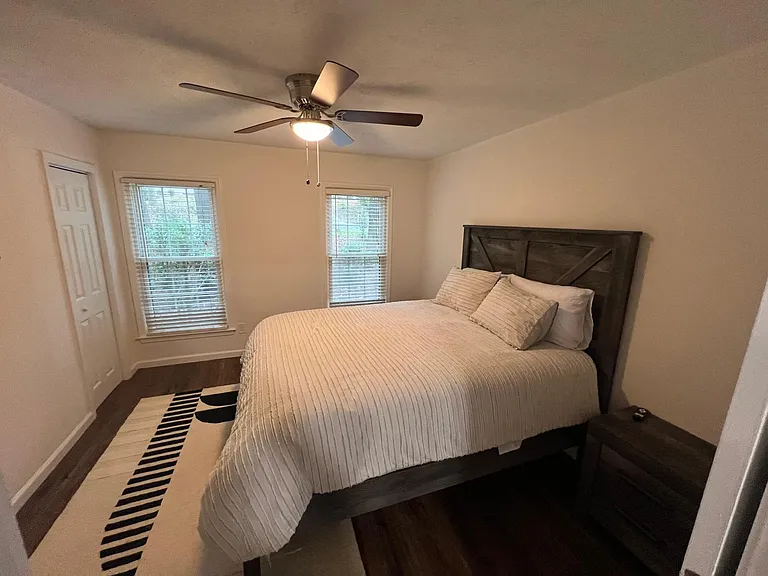 4008 Rock Mill Dr — Photo 28
