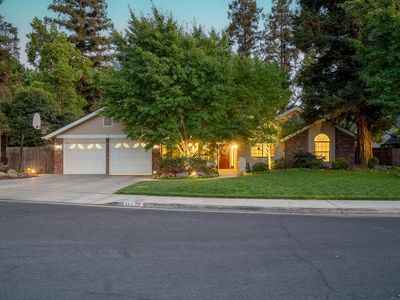 347 E La Vida Avenue, Visalia, CA, 93277