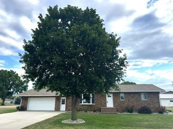 314 8th St, Springfield, SD 57062