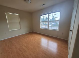 8347 SE Lambert St, Portland, OR 97266