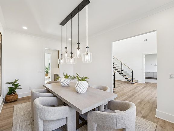 Formal dining area, ideal for hosting