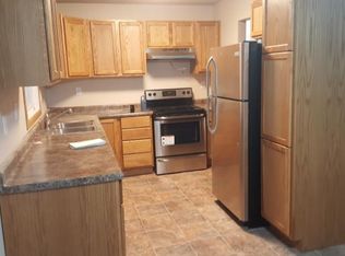 709 21st St S, Fargo, ND 58103