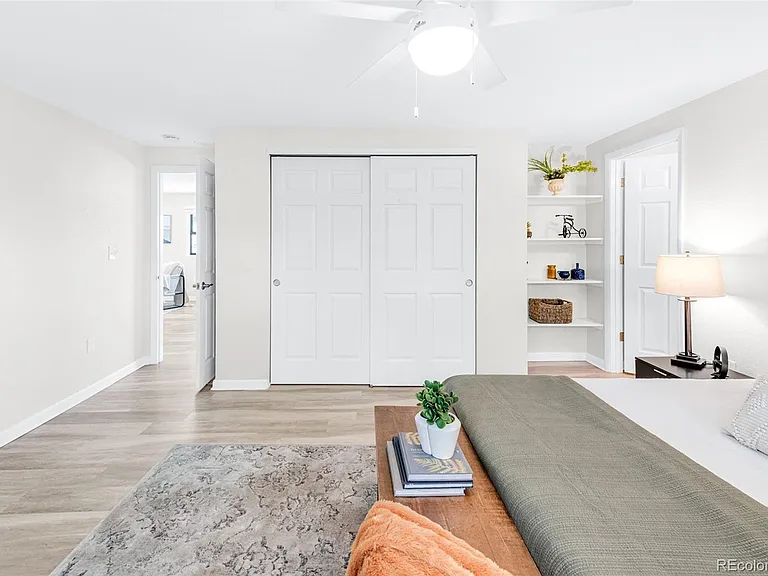 400 W Chester St — Photo 10