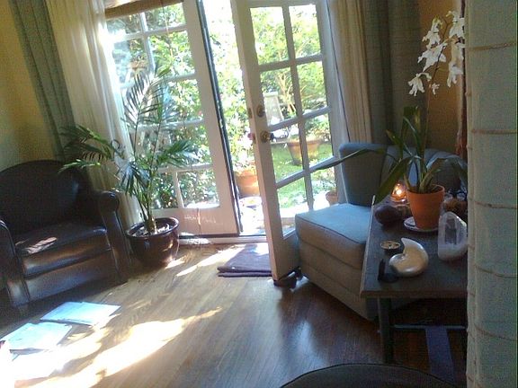 4th image of 1269 S Citrus Ave APT 2