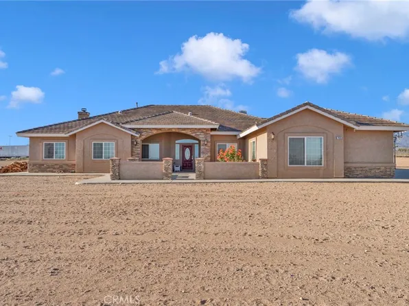 7435 Solano Rd, Phelan, CA 92371