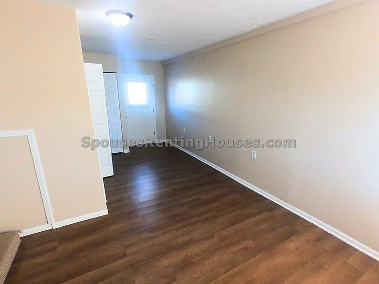 909 S Lebanon St — Photo 11