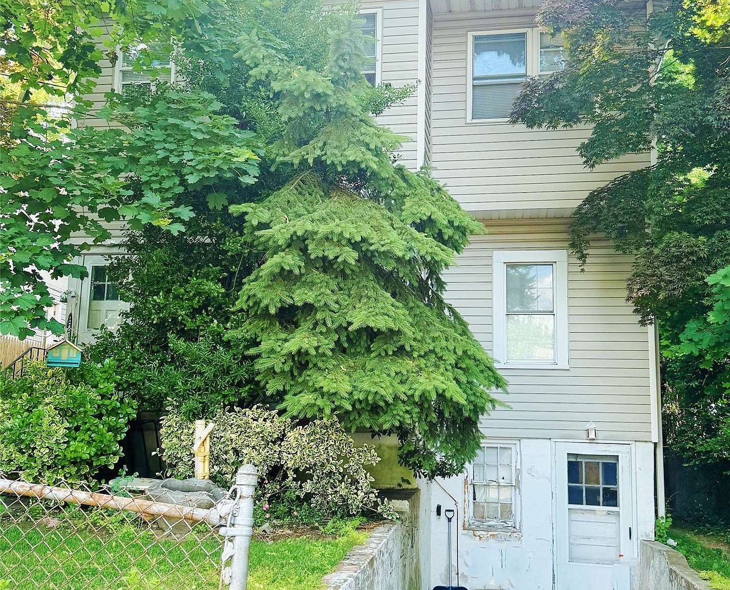 221 Manorhaven Boulevard, Port Washington, NY 11050 Zillow