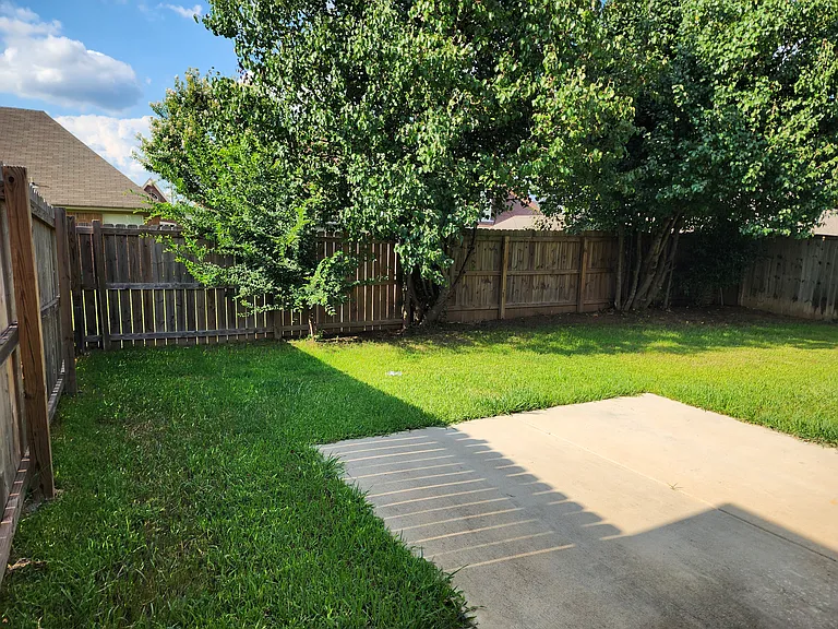 8362 Curtis Landing Ln — Photo 10