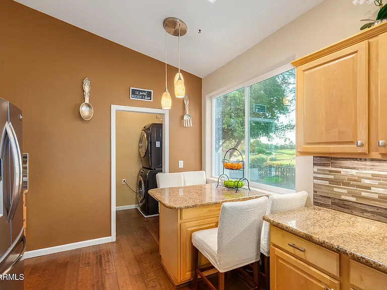 3341 E Fremont Rd — Photo 10