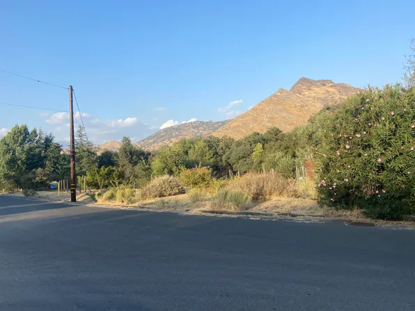 Grouse Drive, Three Rivers, CA 93271