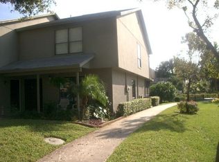 901 Sandtree Dr, Palm Beach Gardens, FL 33403