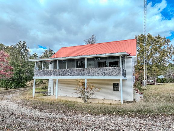 4th image of 8070 California Branch Rd