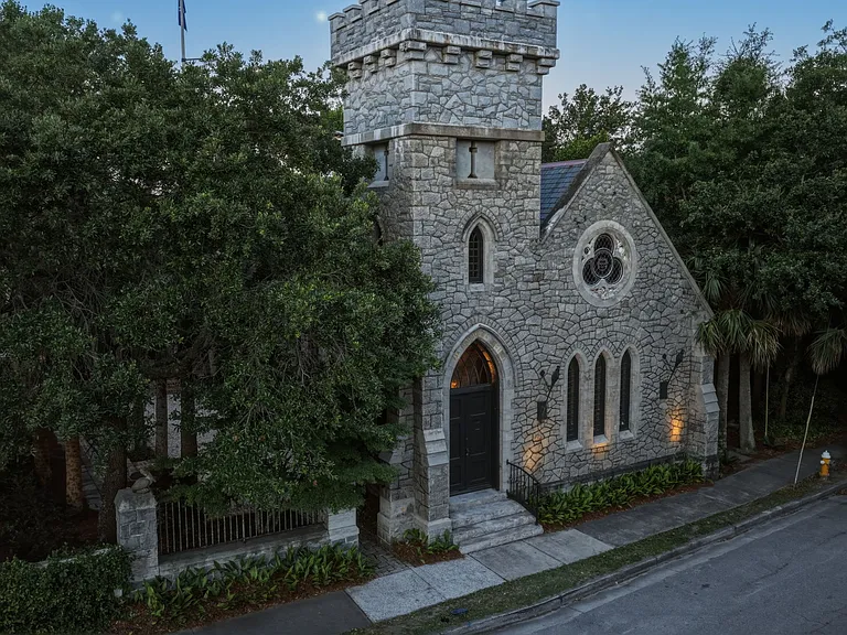 1401 Middle St — Photo 48