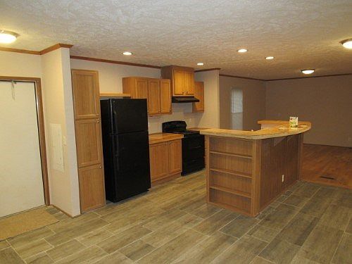 1st image of 742 Sequoia Dr