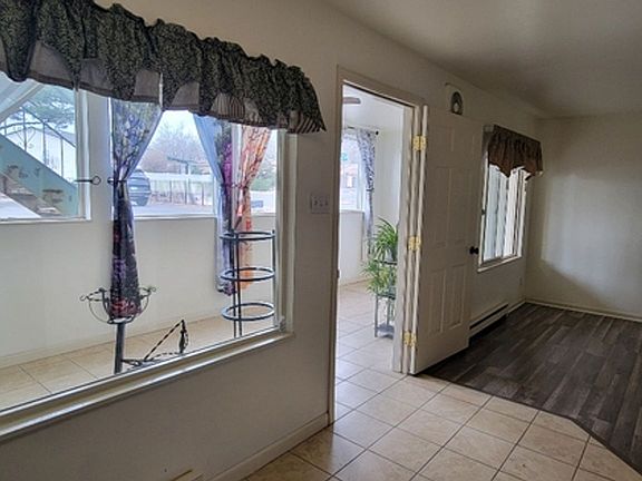 5th image of 62 Glen Royal Dr #1