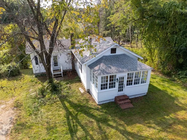 425 West St, Wrentham, MA 02093