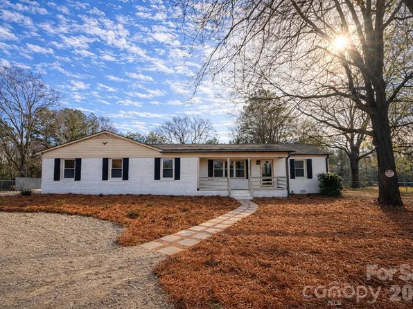 5176 Lancaster Hwy, Fort Lawn, SC 29714