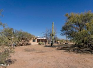 11398 W Kushmaul Rd, Tucson, AZ 85735