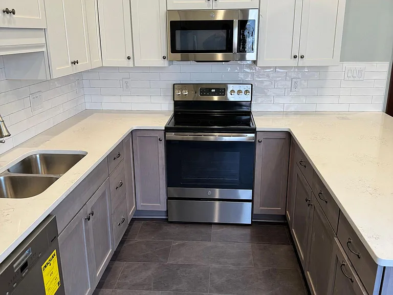 131 S Main St #101 — Photo 7