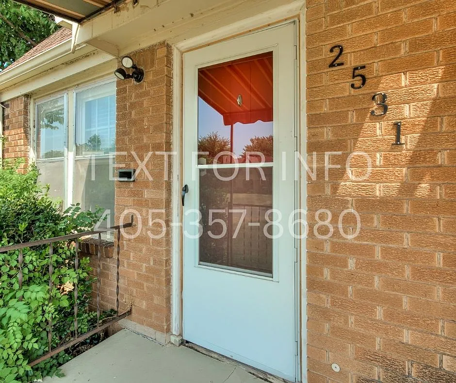 1 bed, 716 sqft, $850 — Photo 2