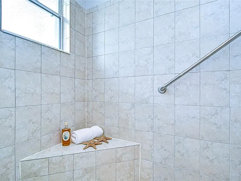 6801 Lockington Ct — Photo 38