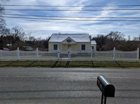 604 Spring St, Jonesborough, TN 37659