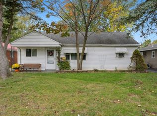 382 Gayle Dr, Sheffield Lake, OH